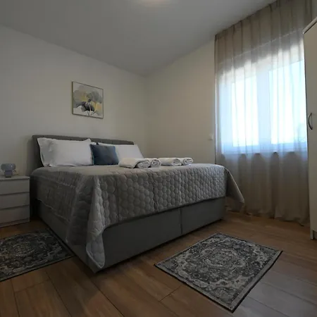 Villa Zara Blu Near Zadar With Private Pool