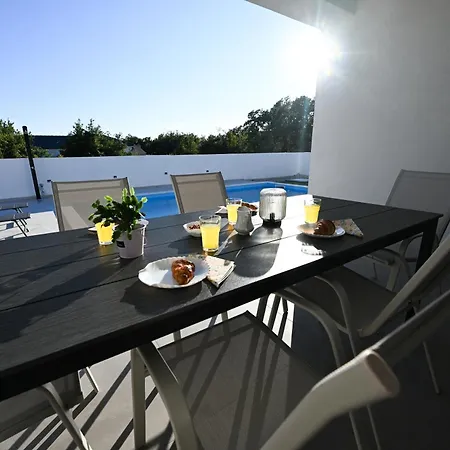 Villa Zara Blu Near Zadar With Private Pool